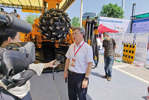 創(chuàng)力集團亮相2022中國(泰山)國際礦業(yè)裝備與技術(shù)展覽會(圖6) 創(chuàng)力集團亮相2022中國(泰山)國際礦業(yè)裝備與技術(shù)展覽會(圖6)