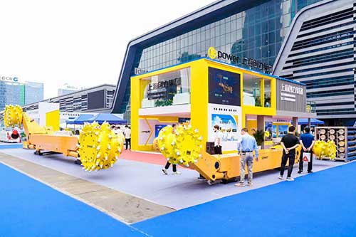 4fc3fecd-6bab-4365-b393-eb0b764e41fa.jpg 熱烈祝賀上海創(chuàng)力集團(tuán)參展貴州能博會取得圓滿成功(圖6)